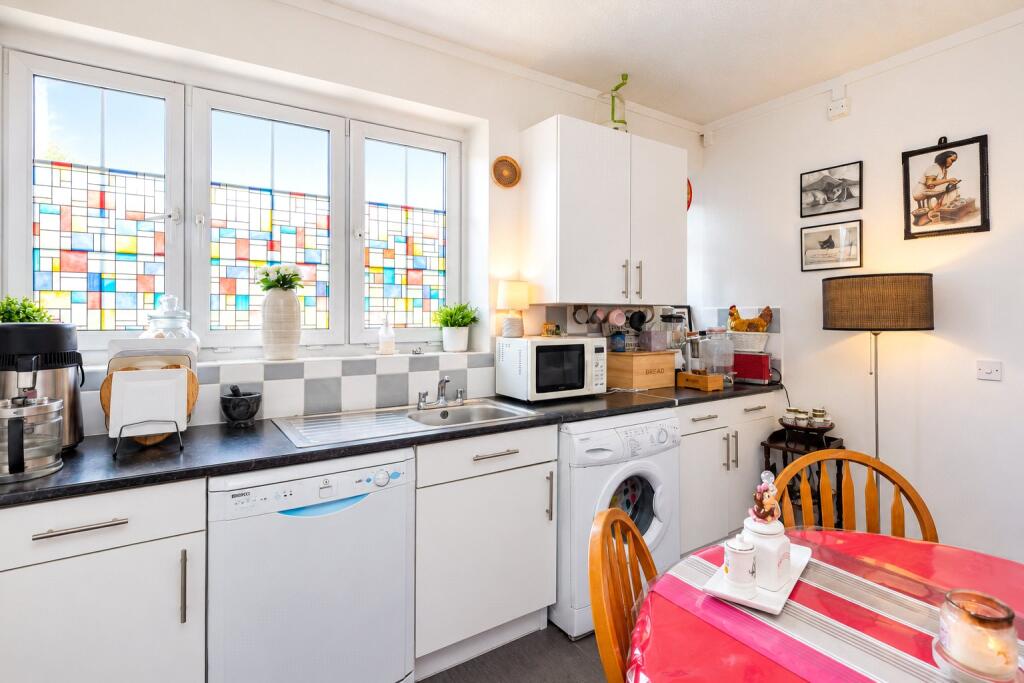 Apartment in London - View 4