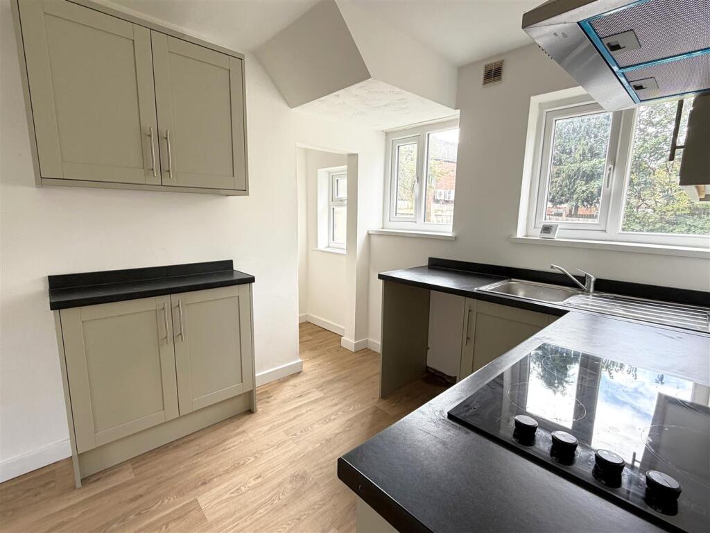 House in Stockton-on-Tees, Norton - View 4