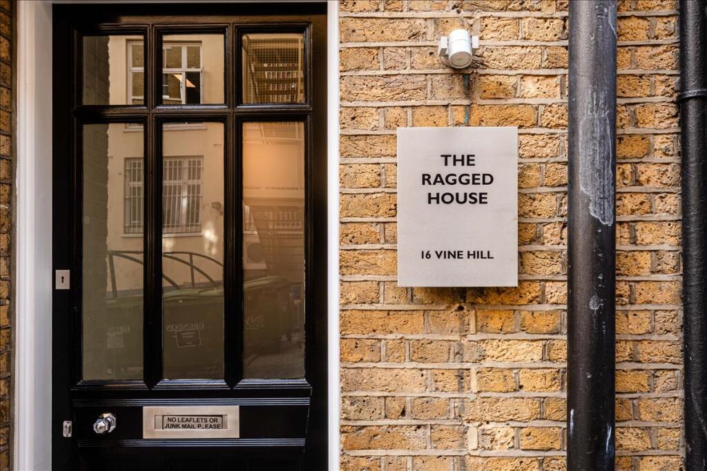 Apartment in London - View 2