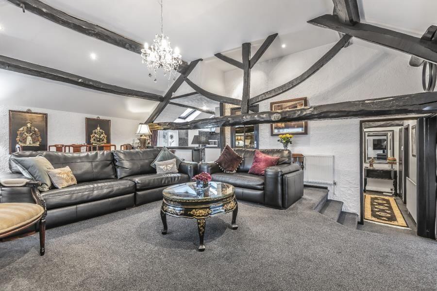 Apartment in Bradford, Thackley, Idle - View 2