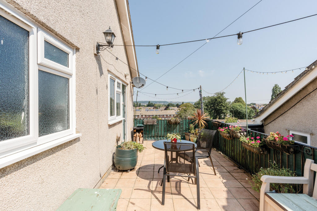 House in Weston-super-Mare, Oldmixon - View 5