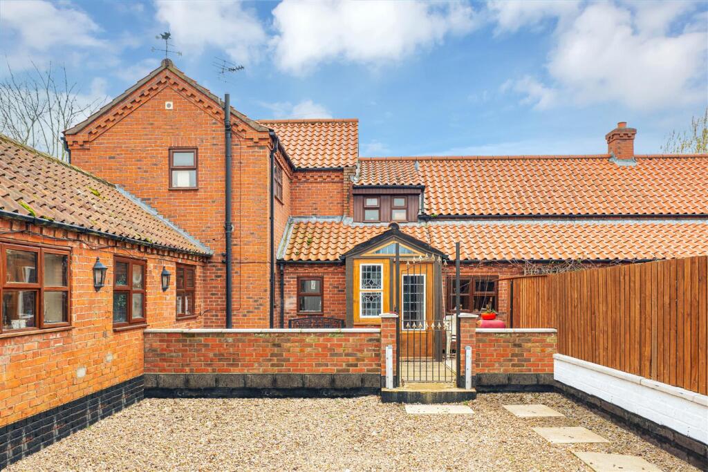 Main image of property: South Scarle Lane, Swinderby, Lincoln
