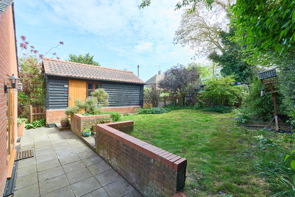 House in Cambridge - View 4