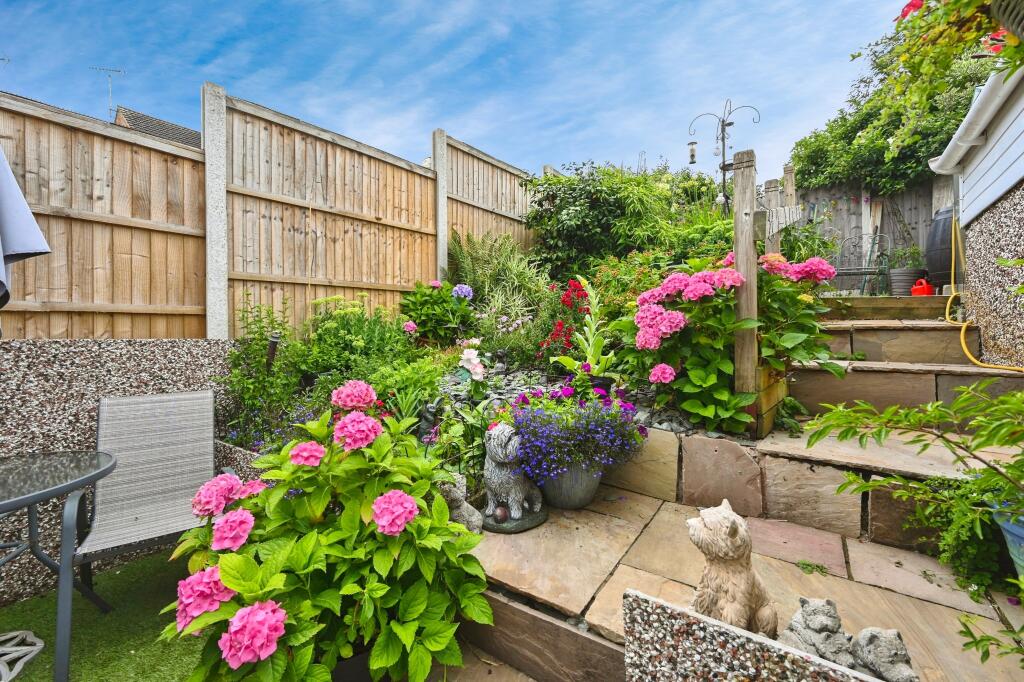 Mercia Court, Sutton-in-Ashfield, NG17 photo 4