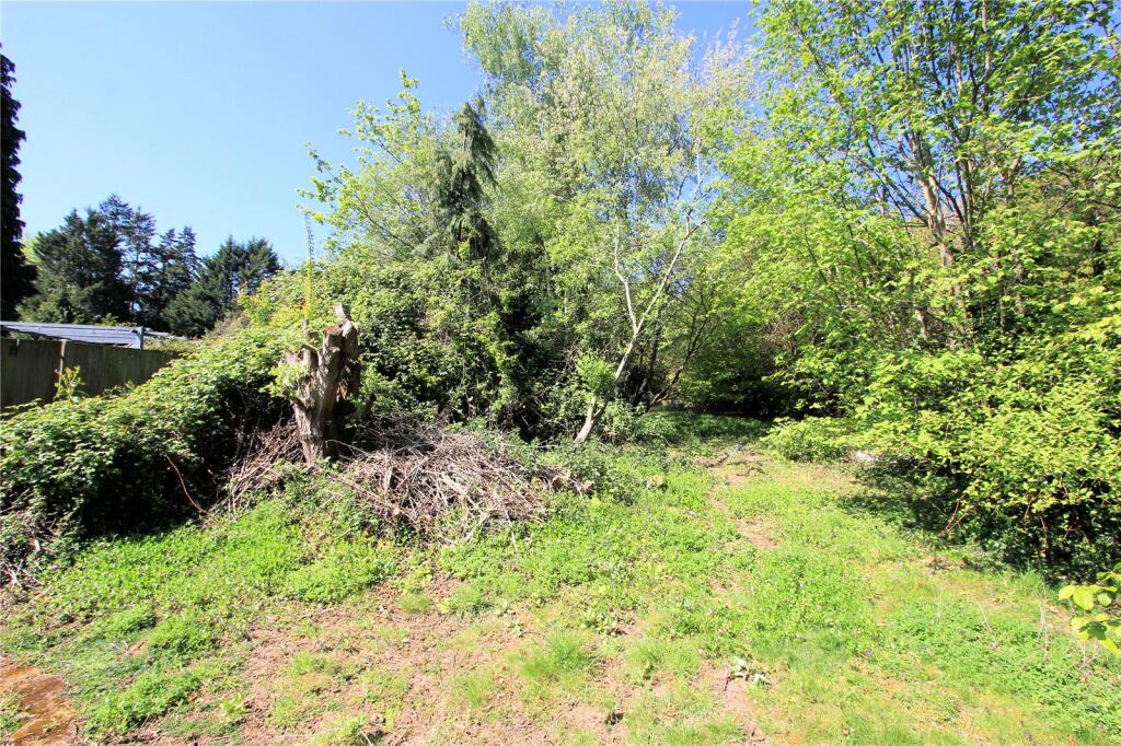 Additional image 12 of Dolesbury Drive, Oaklands, Welwyn, Hertfordshire, AL6