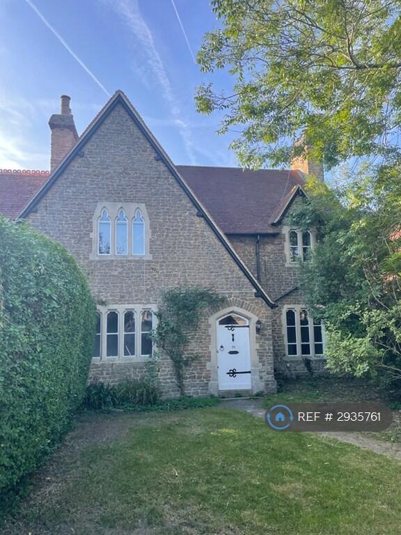 Main image of property: St Johns Street, Godalming, GU7