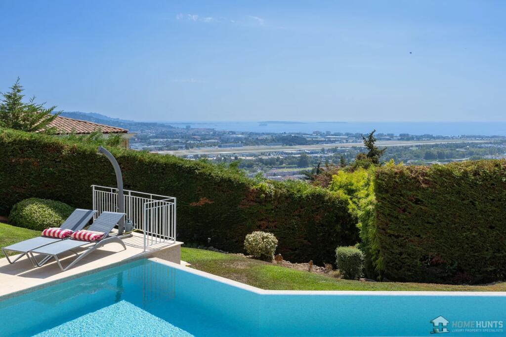 Main image of property: Provence-Alps-Cote d`Azur, Alpes-Maritimes, Mandelieu-la-Napoule