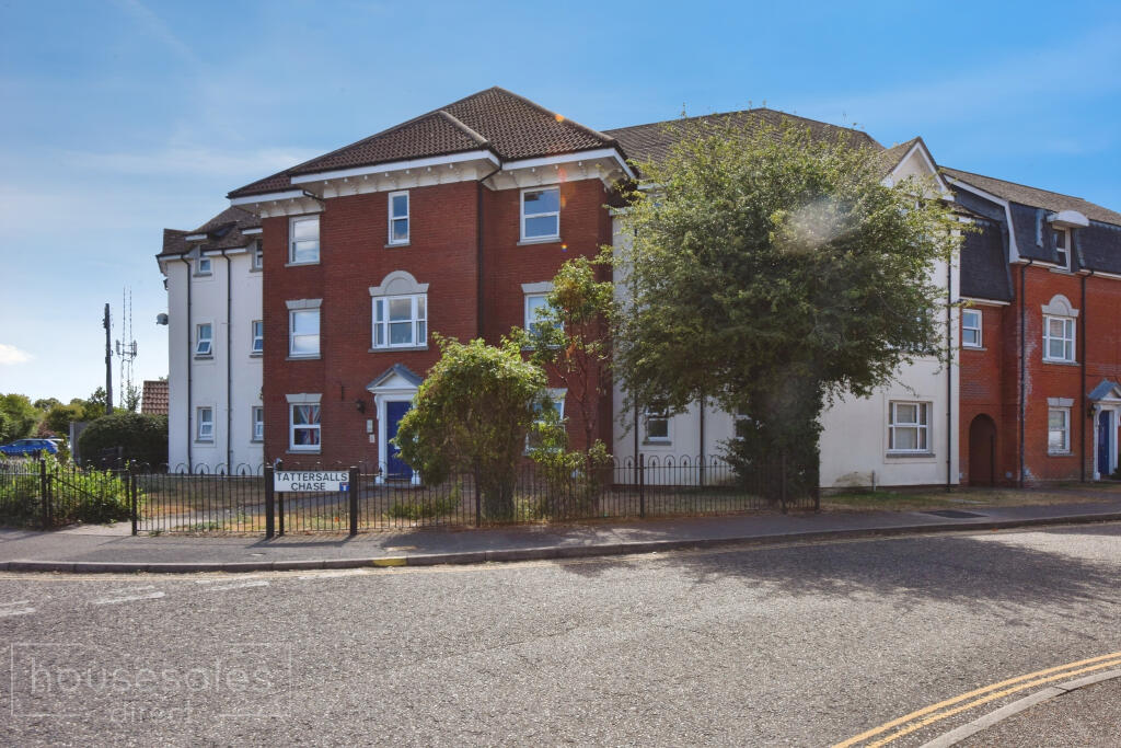 Main image of property: Tattersalls Chase, Southminster, CM0