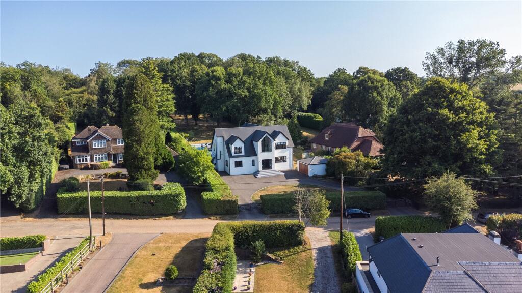House in Bromley - View 3
