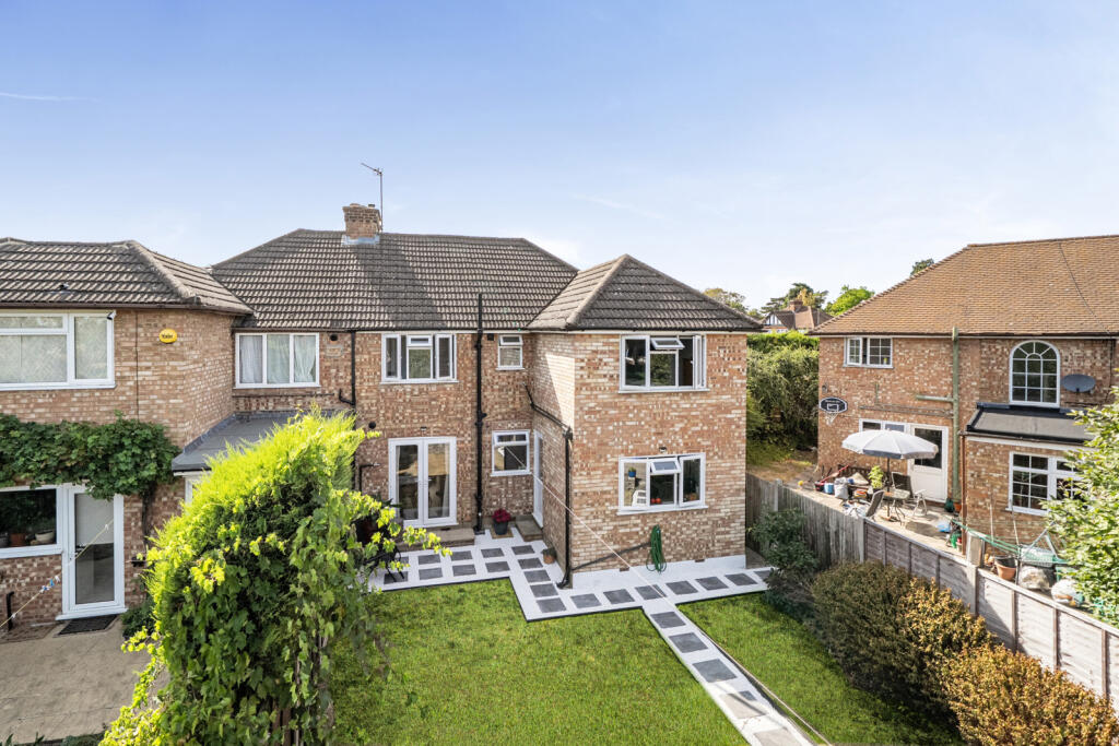 House in London - View 5