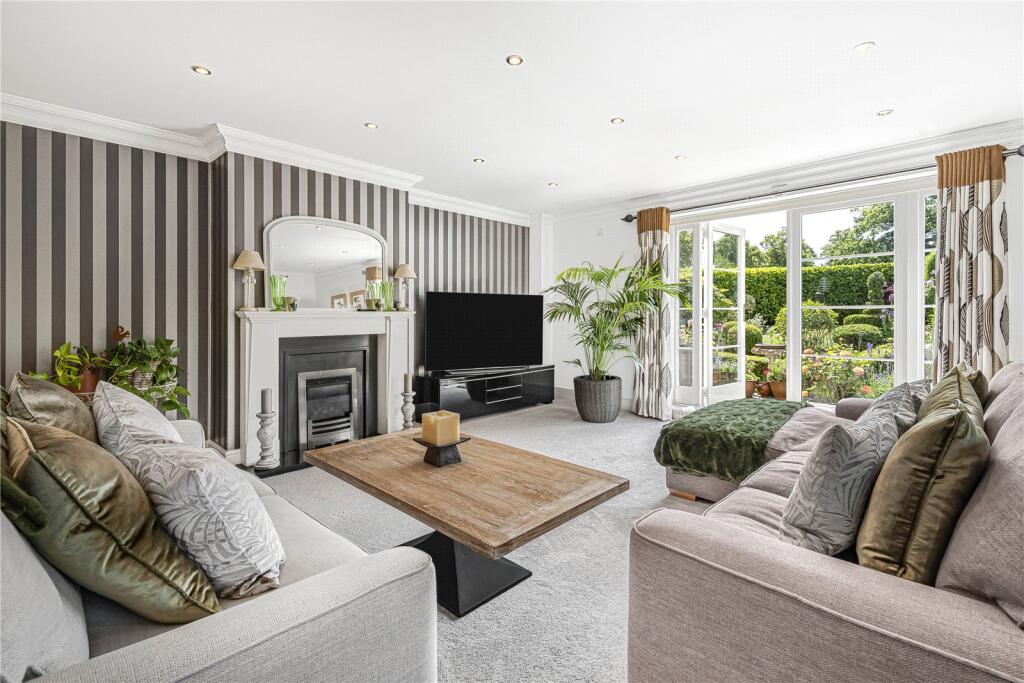 House in Welwyn Hatfield, Essendon - View 2