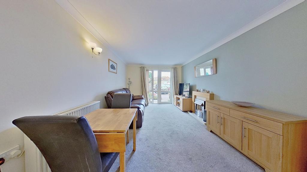 Oakland Court, Kings Road, Herne Bay, CT6 5RL photo 3
