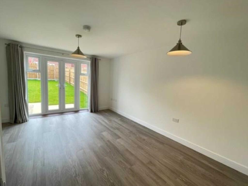 House in Walsall - View 5