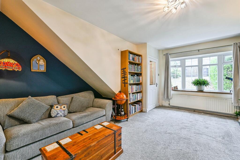 House in Gedling, Ravenshead - More