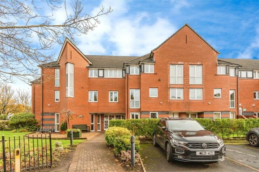 Main image of property: Metcalfe Drive, Romiley, Stockport, Greater Manchester, SK6