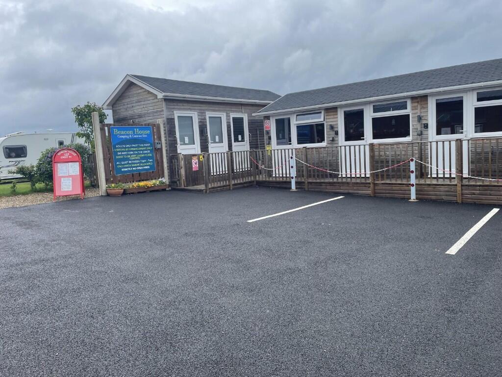 Beacon House Camping & Caravanning Site, Crofts Hill, Flamborough, YO15 1AB photo 4