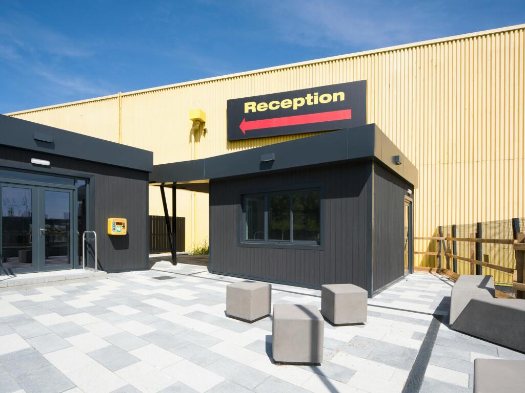 UK-StaplesCornerBP-Refurb-Jul26-38_high.jpg