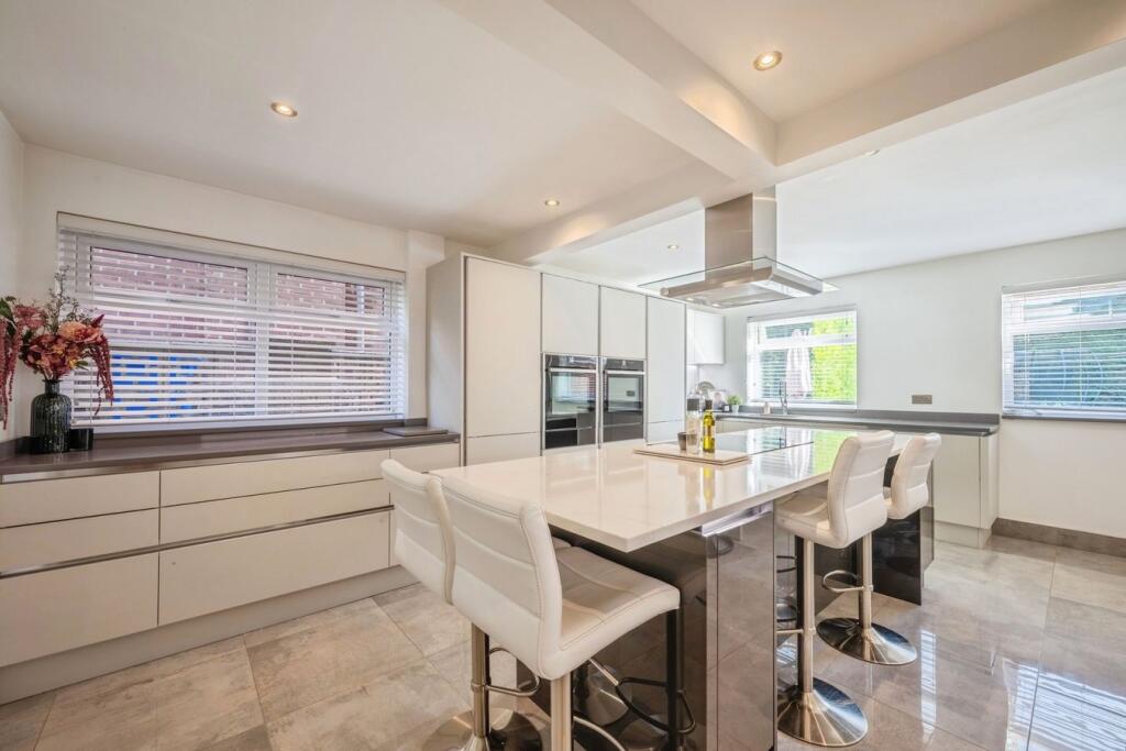 House in Hull - View 3