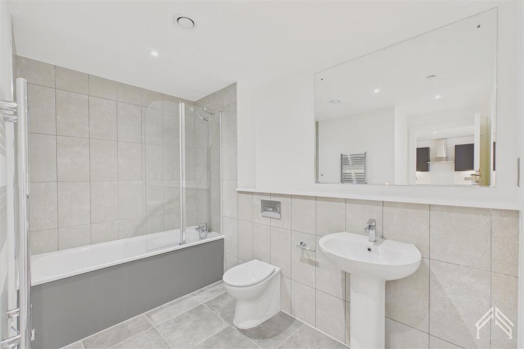 Apartment in Birmingham - More