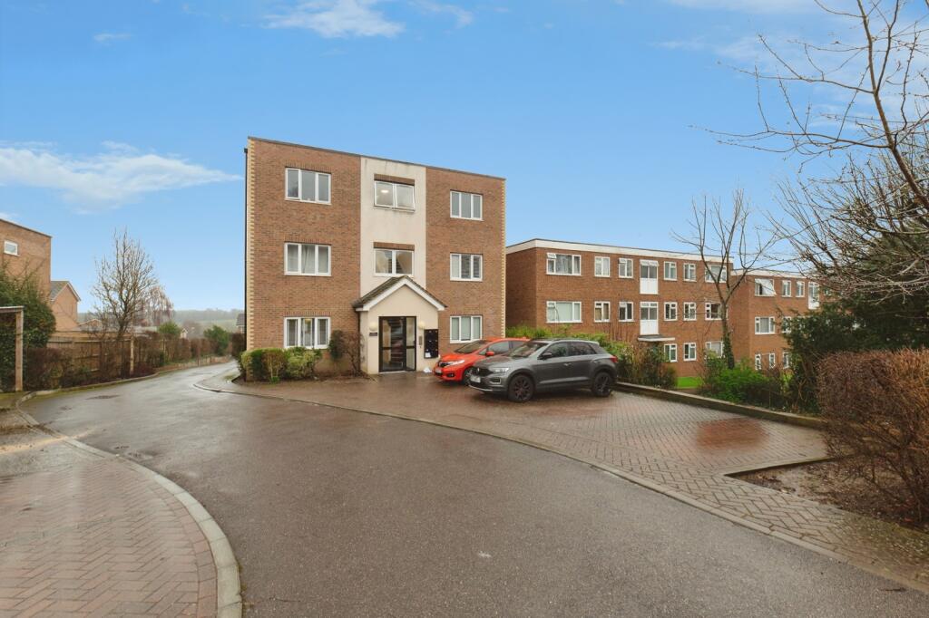 Main image of property: Green Lane, Chessington, KT9