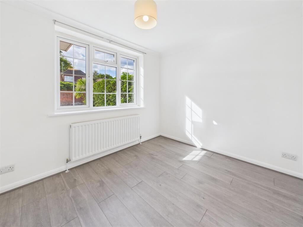 House in Kingston upon Thames - View 3