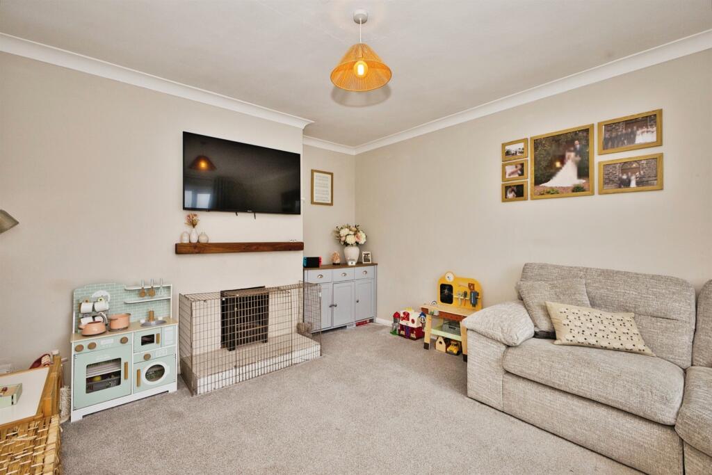 Additional image 11 of Abbey Road, Yeovil