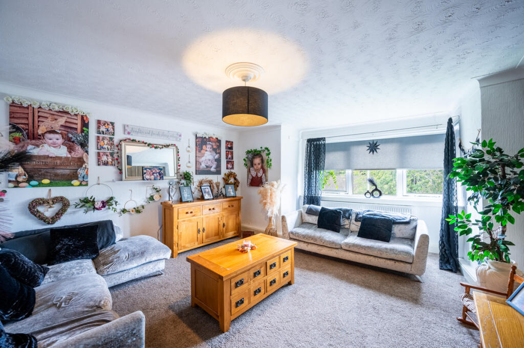 Apartment in Irvine, Tarryholme, Fullarton - View 3