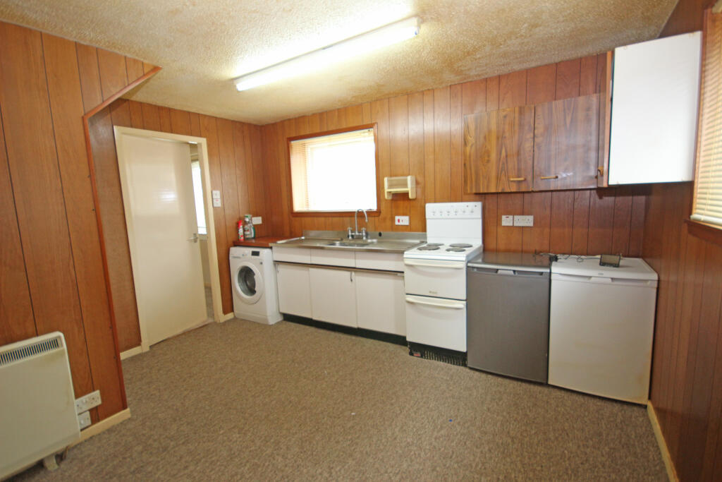 House in Aberdeen, Moray - View 4