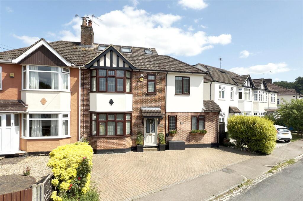 Main image of property: Linden Crescent, St. Albans, Hertfordshire, AL1