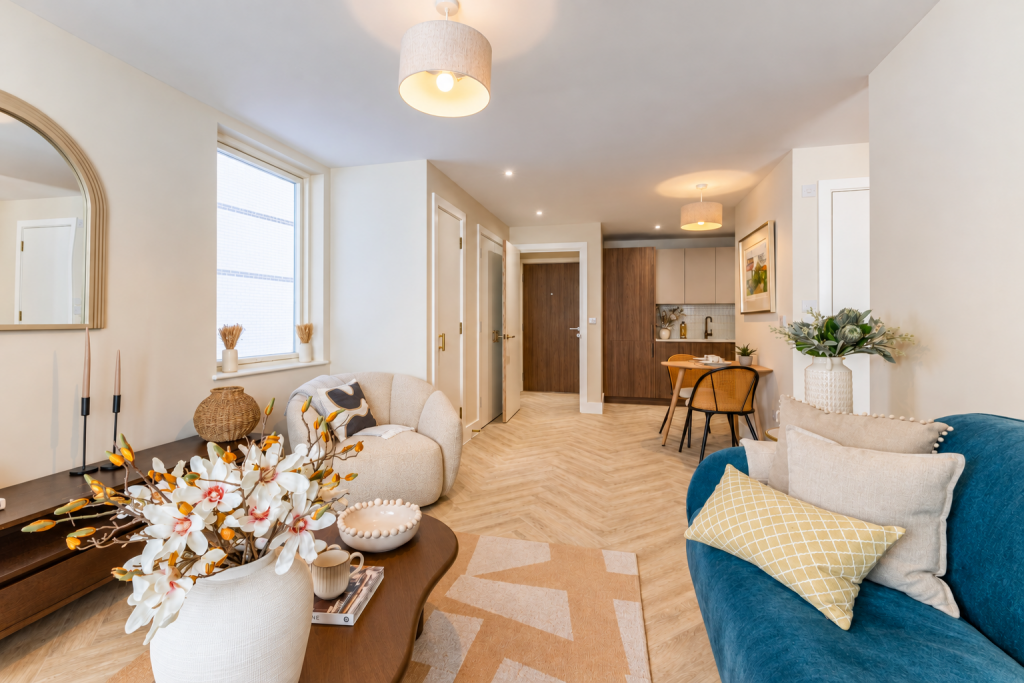 Apartment in Kingston upon Thames - More
