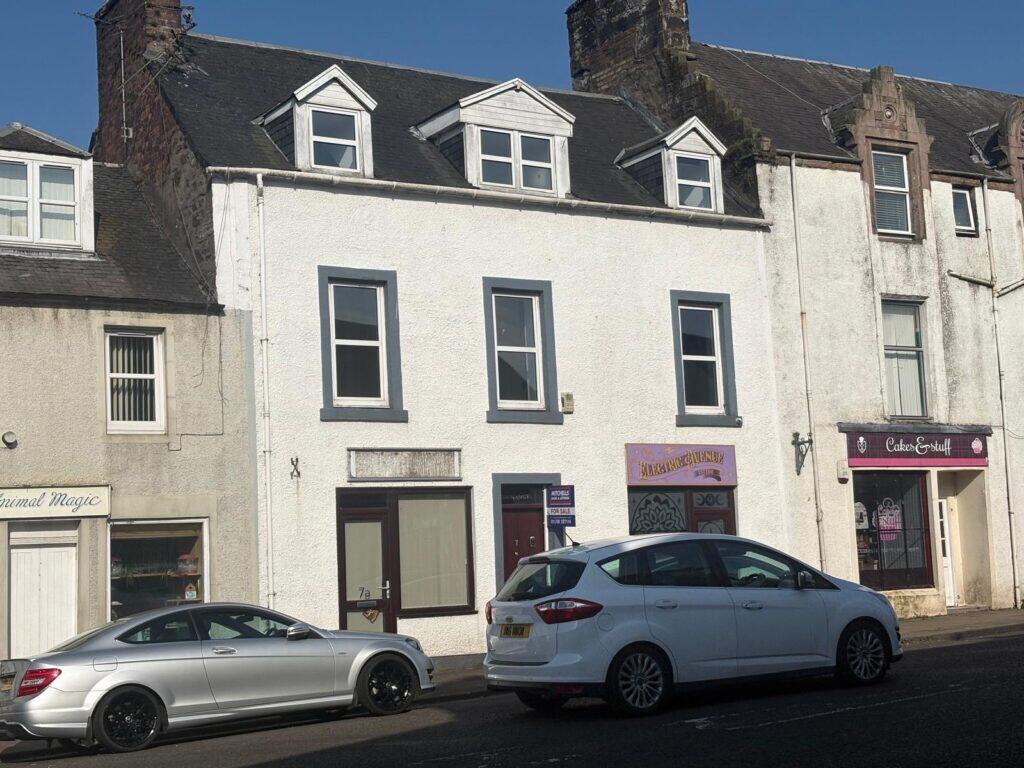 Main image of property: Avenue Square, Stewarton, Kilmarnock, Ayrshire, KA3 5AB