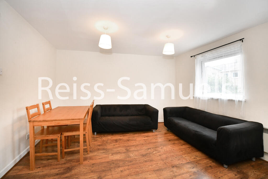5 bedroom town house for rent