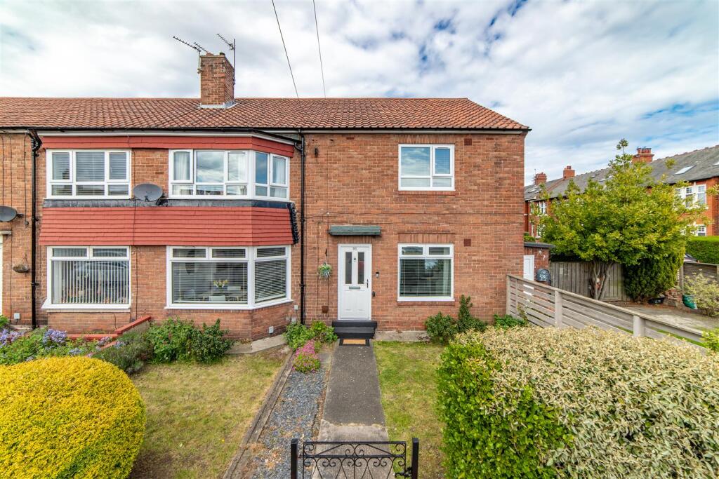 2-bed flat on Church Road, Gosforth, NE3, £200,000