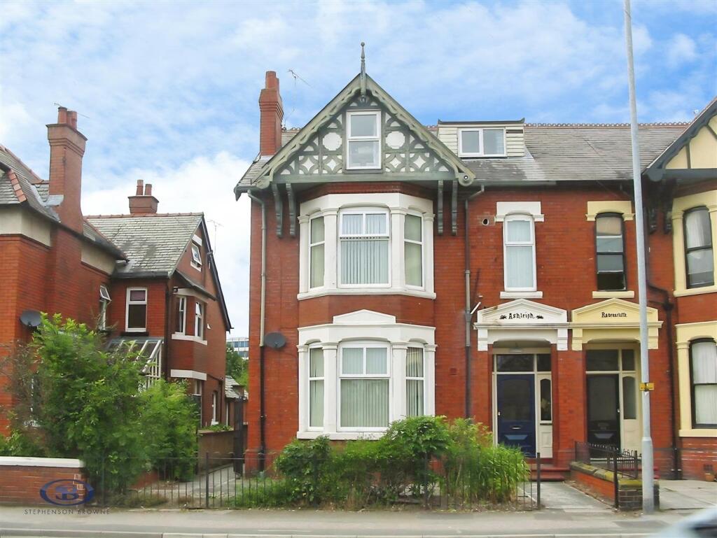 Main image of property: Nantwich Road, Crewe, CW2 6PF