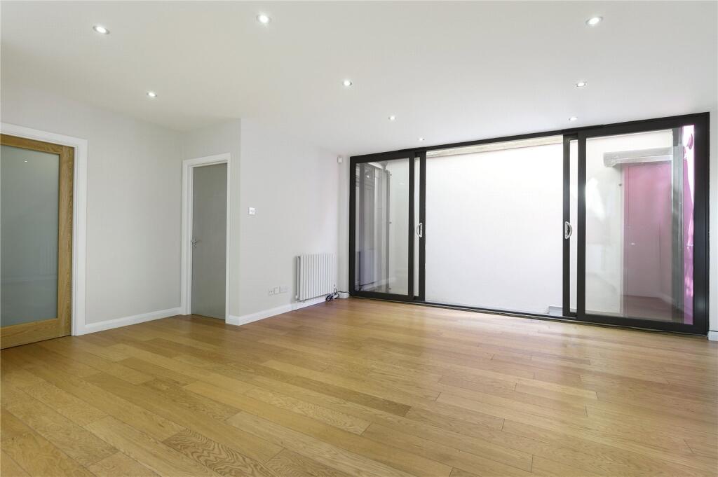 Apartment in London - View 3