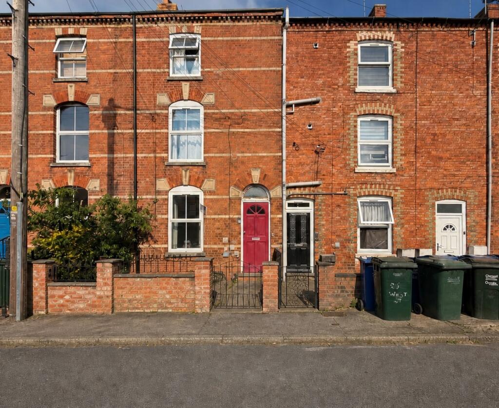 Main image of property: West Street, Banbury, Oxfordshire