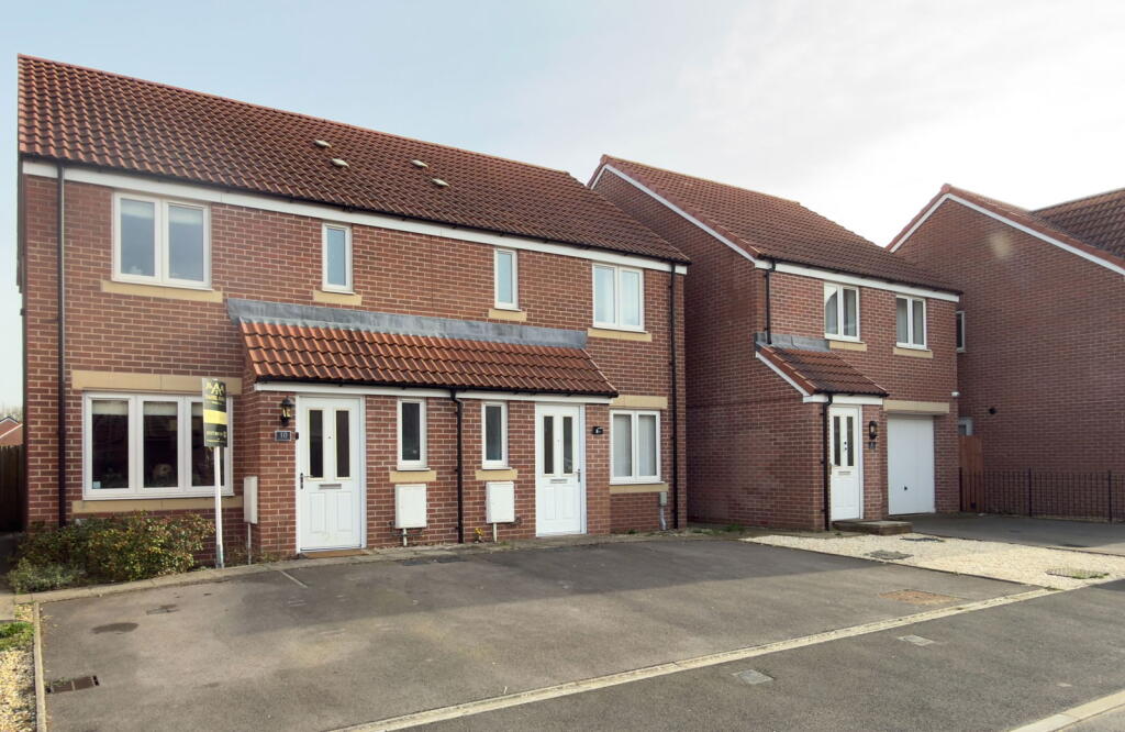 Main image of property: Hickory Way, Chippenham, Wiltshire, SN15 1FP