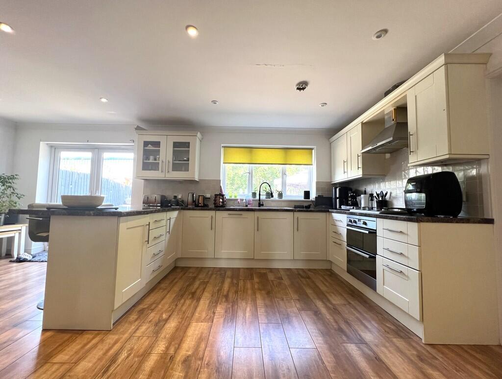 Dock Road, Chatteris, Cambs, PE16 6QL photo 2