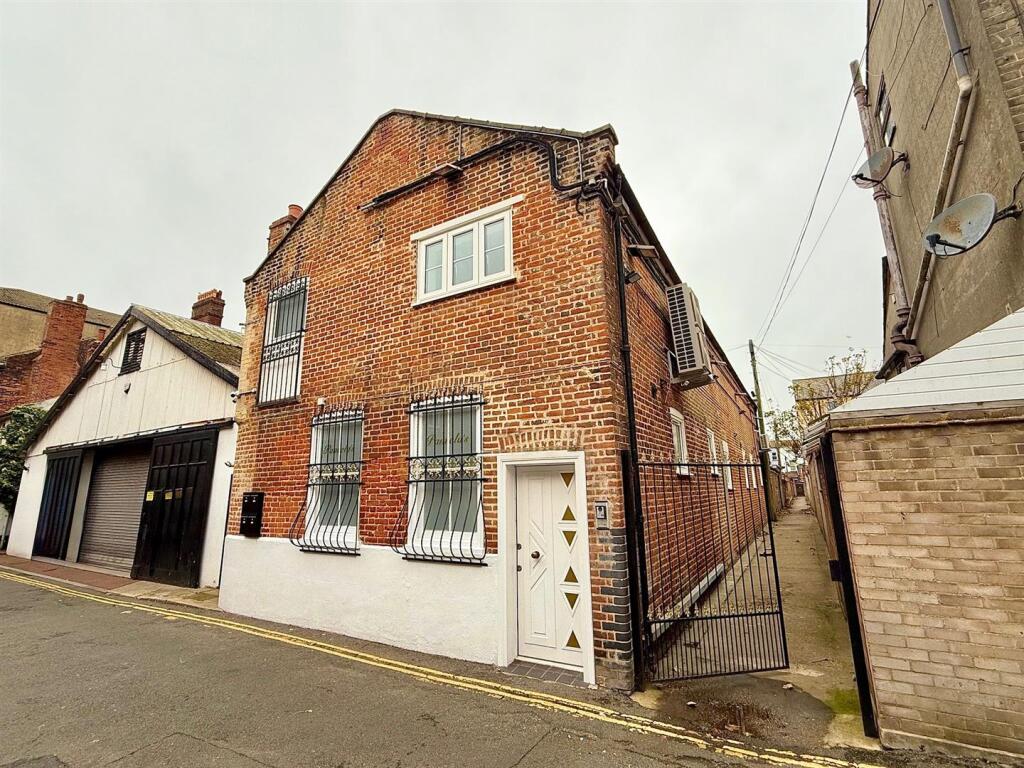 Main image of property: Wellington Road, Great Yarmouth