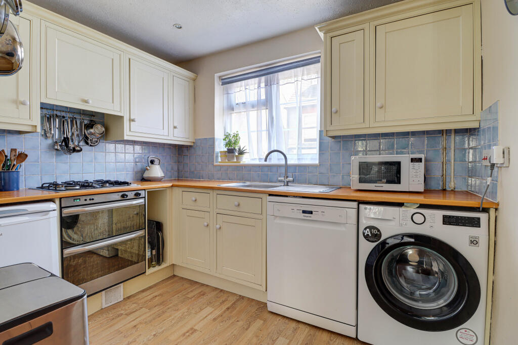 House in Dacorum, Markyate - View 3