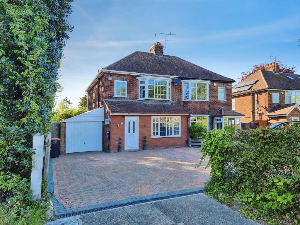 Main image of property: Manor Road, Barton-le-Clay, Bedfordshire, MK45
