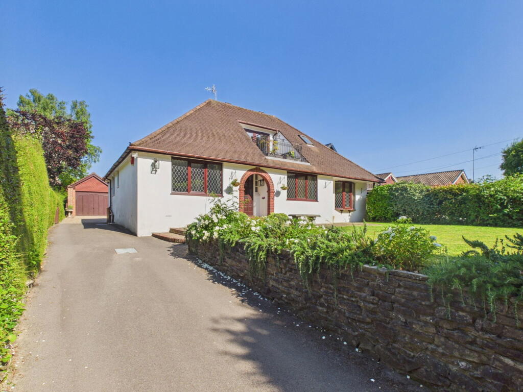 Main image of property: Rusper Road, Horsham, RH12 5QW