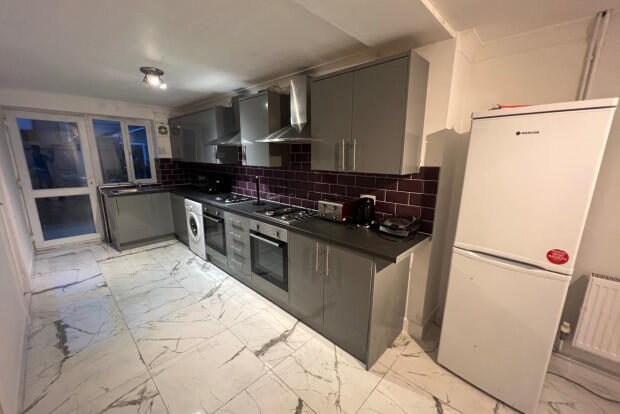 House in Cardiff, Cathays - View 2