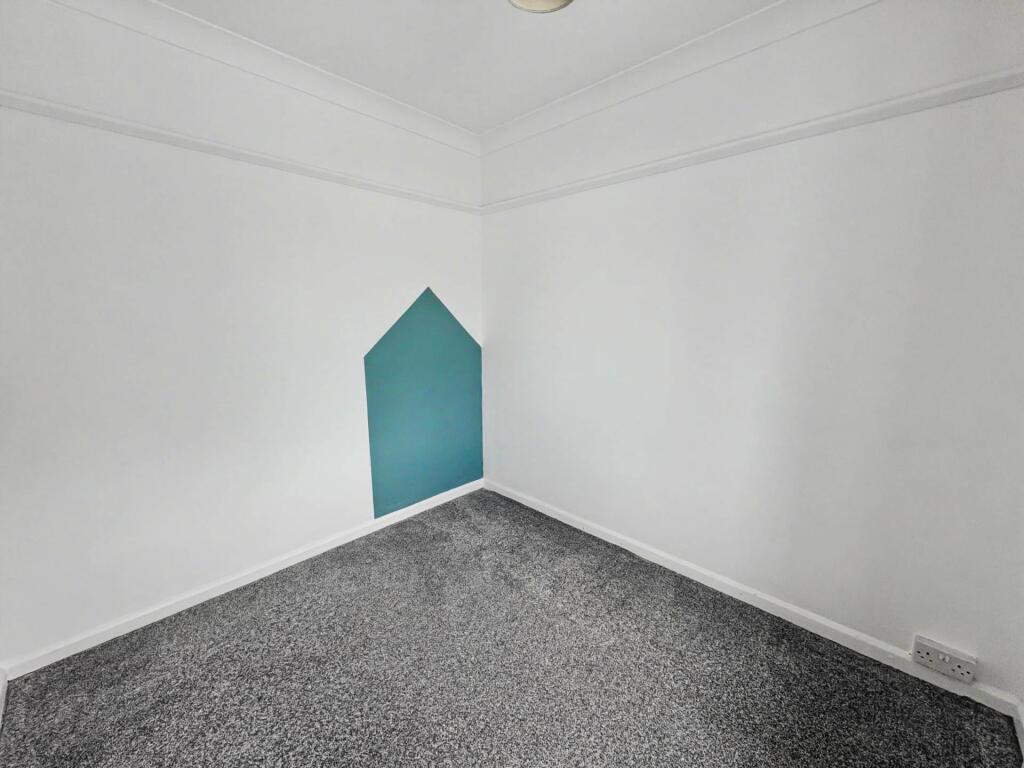 Harwood Ave - More