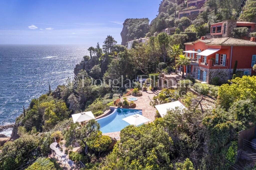 Main image of property: Provence-Alps-Cote d`Azur, Alpes-Maritimes, Cannes