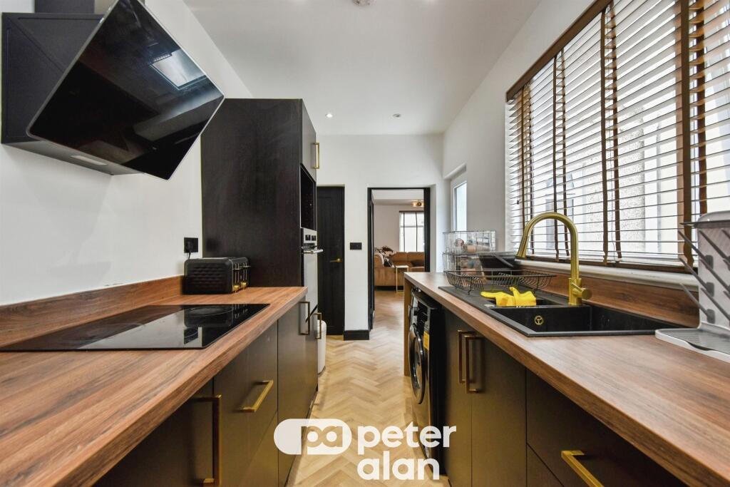 House in Merthyr Tydfil, Park - More