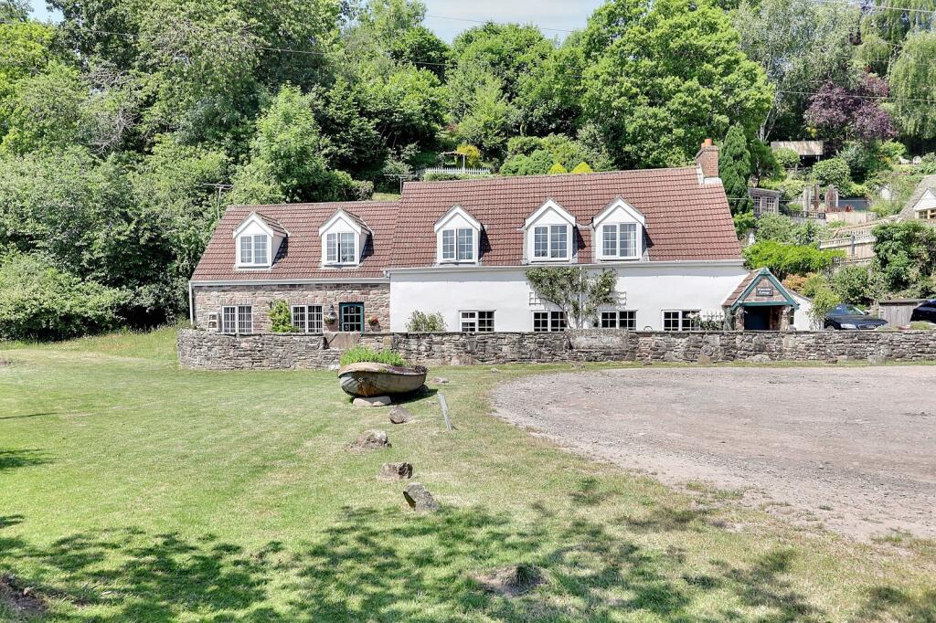 Main image of property: (4 Double Bedrooms), Gatcombe, Blakeney, Gloucestershire. GL15 4AU