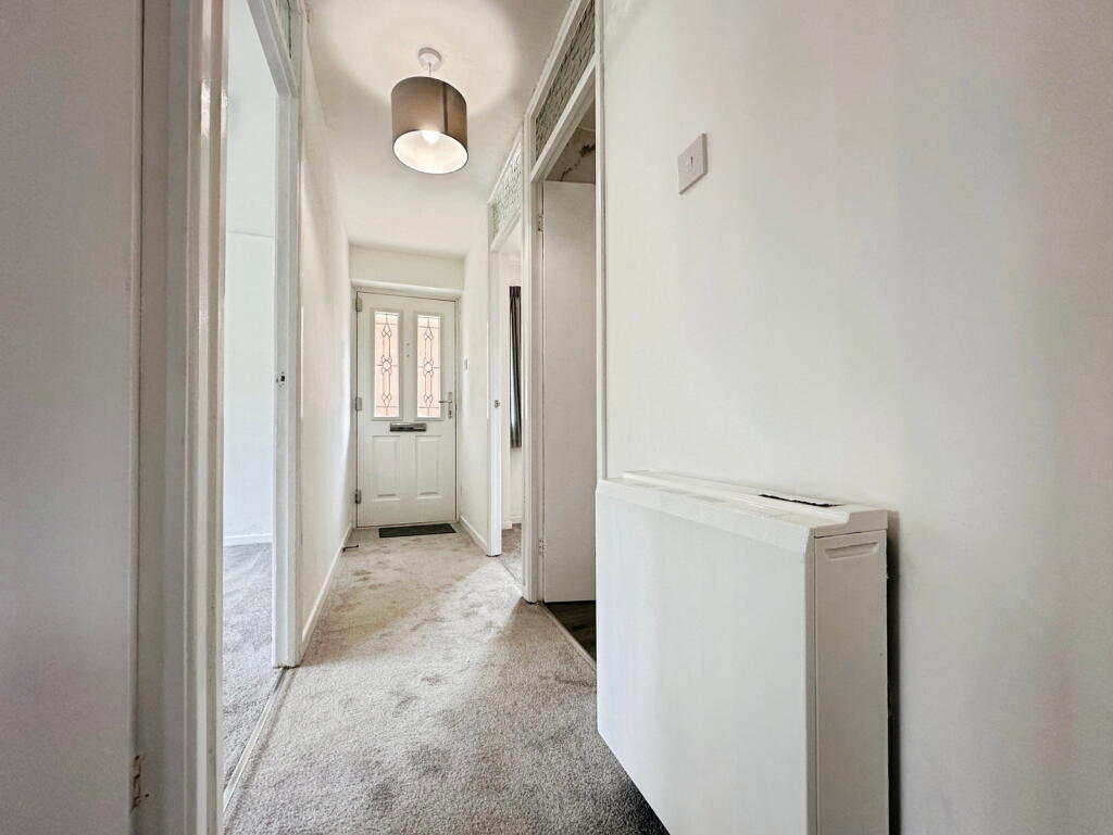 Apartment in Wolverhampton, West Midlands - View 3