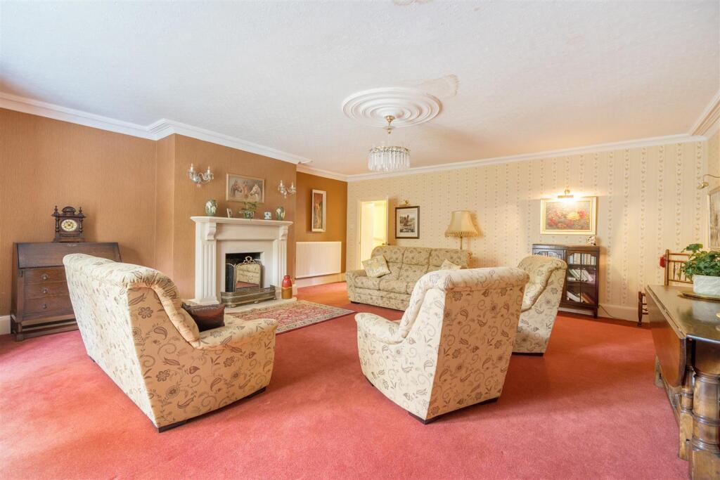 Hopcott Road, Minehead photo 4