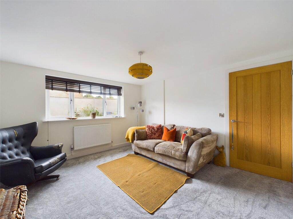 Abbotswood Road, Brockworth, Gloucester, Gloucestershire, GL3 photo 3